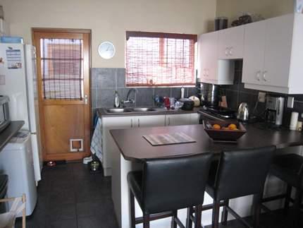 To Let 3 Bedroom Property for Rent in Somerset West Western Cape